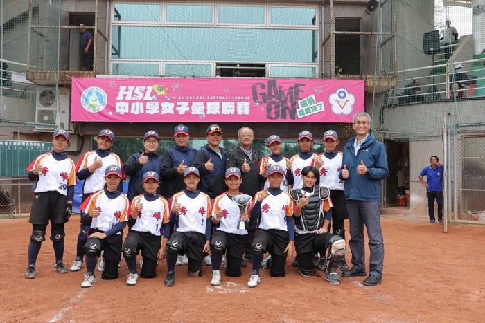 賀!本校國中壘球隊榮獲113學年度女子壘球聯賽第六名圖片
